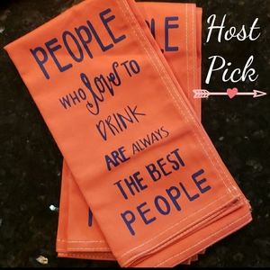 🌟HP🌟NWOT Charming Charlie Love to Drink Napkins